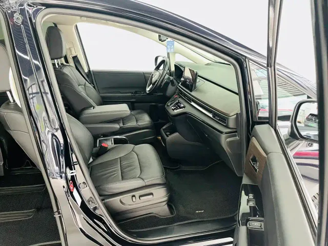 Honda Odyssey — Фото автомобиля 13