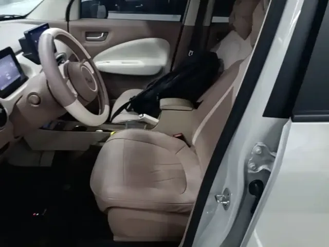 Wuling Hongguang Mini EV — Фото автомобиля 14