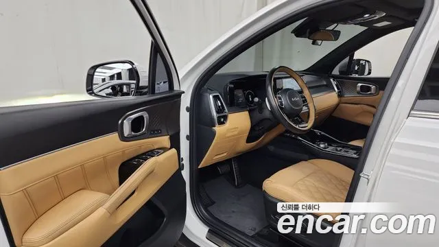 Kia Sorento Sorento 4-е поколение Бензин 2.5T 2WD — Фото автомобиля 8
