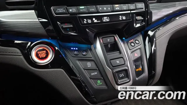Honda Odyssey — Фото автомобиля 8