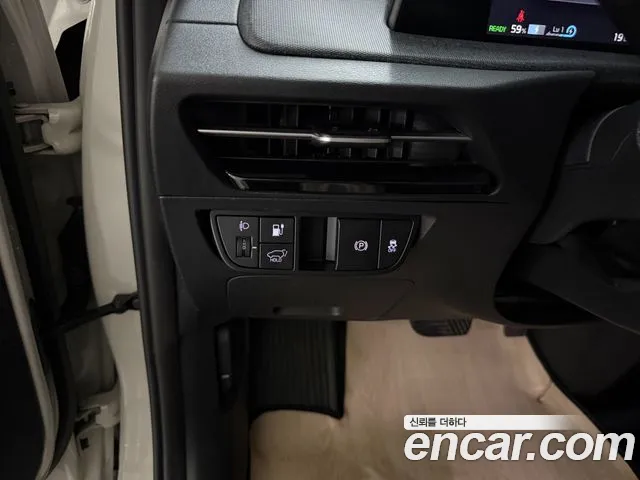 Kia EV6 — Фото автомобиля 12