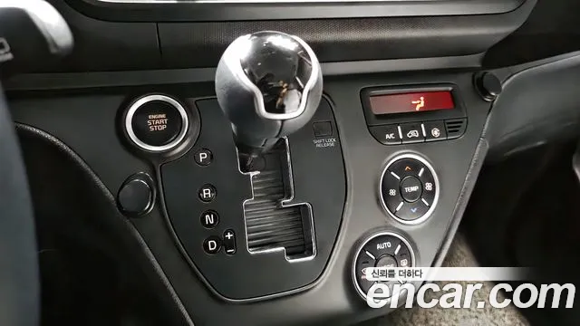 Kia RAY Новый Kia Ray Signature — Фото автомобиля 9