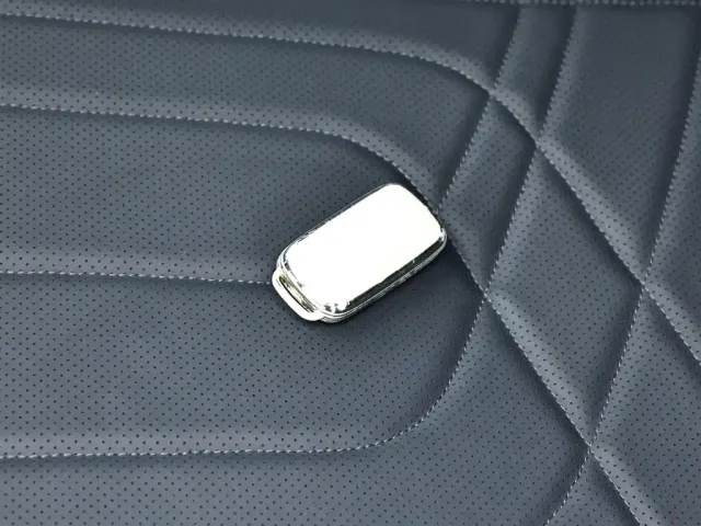 Geely Galaxy Starship 7 EM-i — Фото автомобиля 12