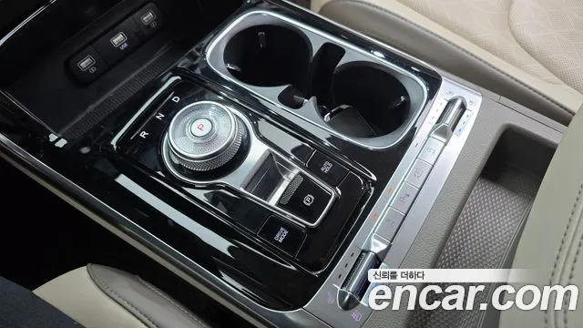Kia Canival Carnival 4 поколение Дизель 9 мест Noblesse — Фото автомобиля 8
