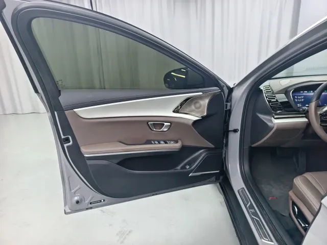 BYD Han — Фото автомобиля 7