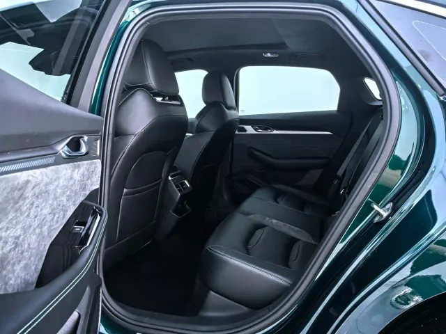 Geely Xingrui — Фото автомобиля 5