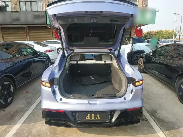 Dongfeng eπ 007 — Фото автомобиля 18