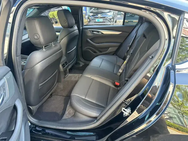Cadillac CT5 — Фото автомобиля 4