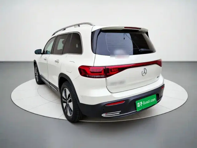 Mercedes-Benz EQB — Фото автомобиля 4