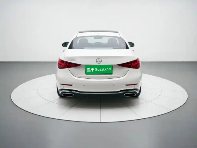 Mercedes-Benz C-Class — Фото автомобиля 3