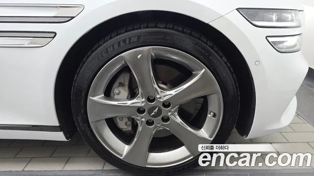 Genesis G80 RG3 — Фото автомобиля 6
