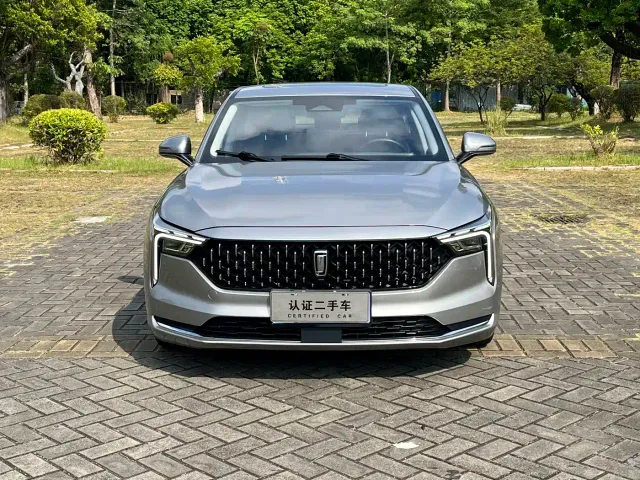 Bestune B70 — Фото автомобиля 2