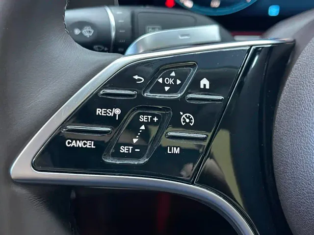 Mercedes-Benz E-Class — Фото автомобиля 7