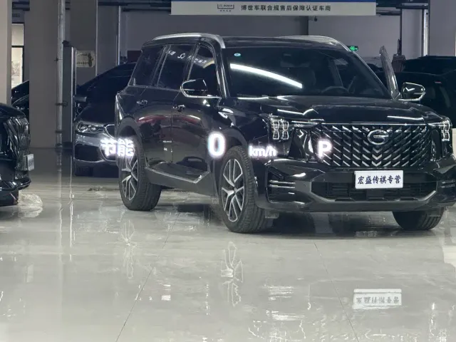 GAC Trumpchi GS8 — Фото автомобиля 14