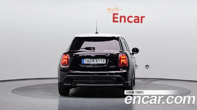 Mini Cooper Cooper 5 дверей Classic — Фото автомобиля 4