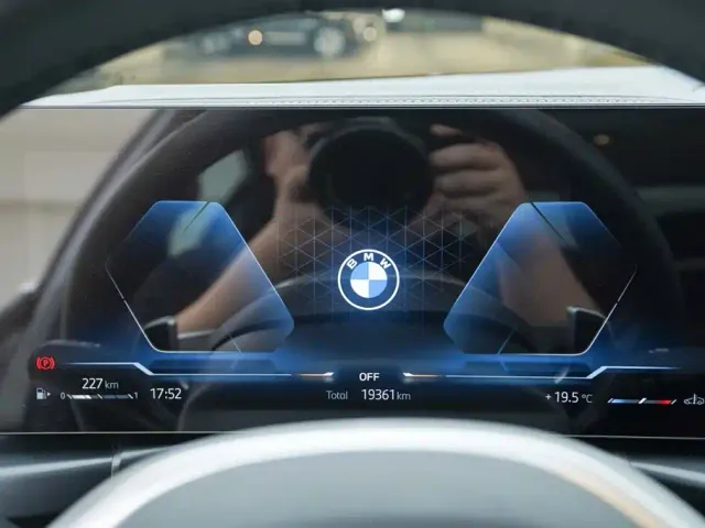 BMW 3 Series — Фото автомобиля 7