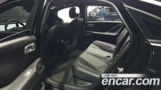 Hyundai Ioniq 6 — Фото автомобиля 17