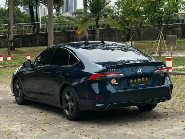 Honda Inspire — Фото автомобиля 4