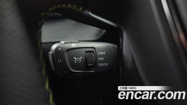 Peugeot 208 e-208 2nd Gen — Фото автомобиля 18
