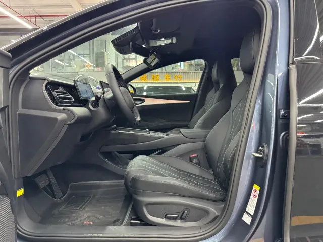 BYD Seal 06 — Фото автомобиля 9