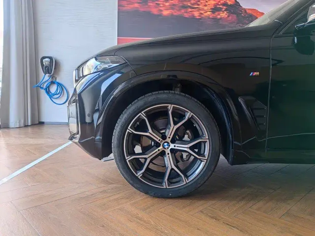 BMW X5 — Фото автомобиля 15
