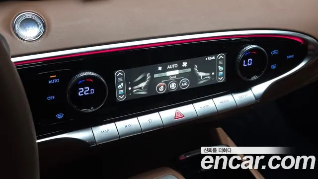 Genesis GV70 2.5T Бензин AWD — Фото автомобиля 16