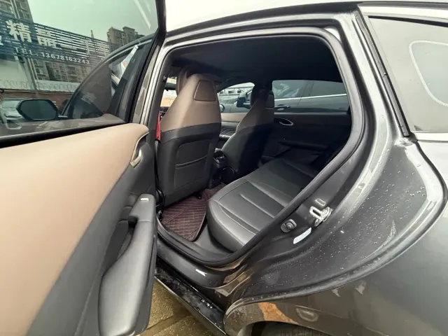 Changan Eado — Фото автомобиля 9