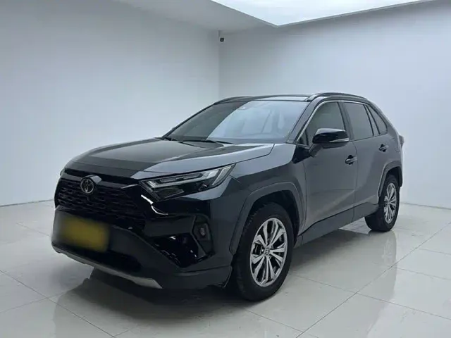 Фотография автомобиля — Toyota RAV4