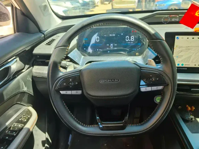 Changan Z6 — Фото автомобиля 17