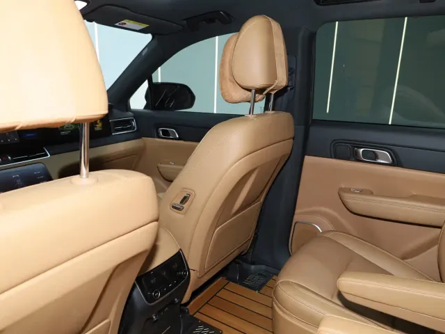 Li Auto ONE — Фото автомобиля 20
