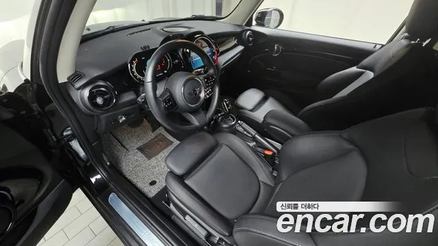 MINI Cooper — Фото автомобиля 10