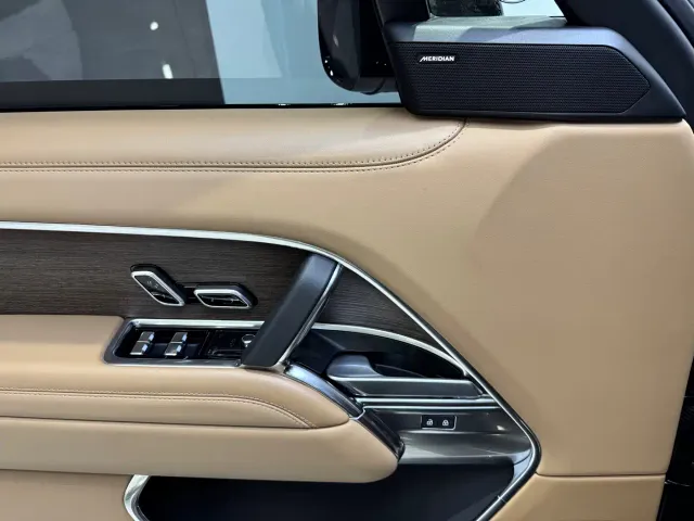Land Rover Range Rover — Фото автомобиля 13