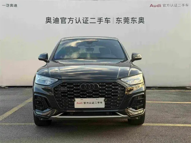 Audi Q5L Sportback — Фото автомобиля 2
