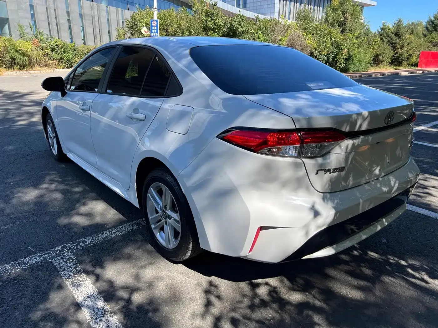 Toyota Levin 2021 185T CVT Luxury Edition — Фото автомобиля 7