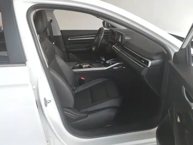 Geely Emgrand — Фото автомобиля 8