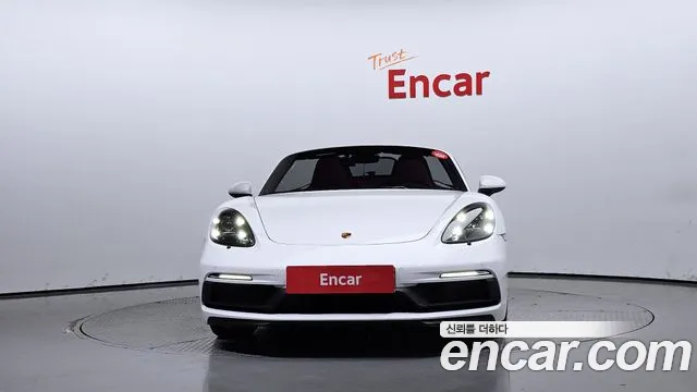 Porsche 718 — Фото автомобиля 3