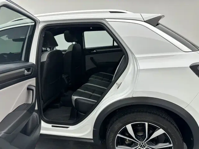 Volkswagen T-Roc — Фото автомобиля 18