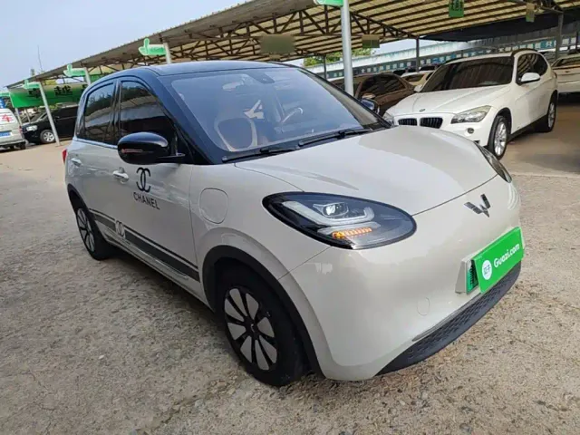 Wuling Bingo — Фото автомобиля 3