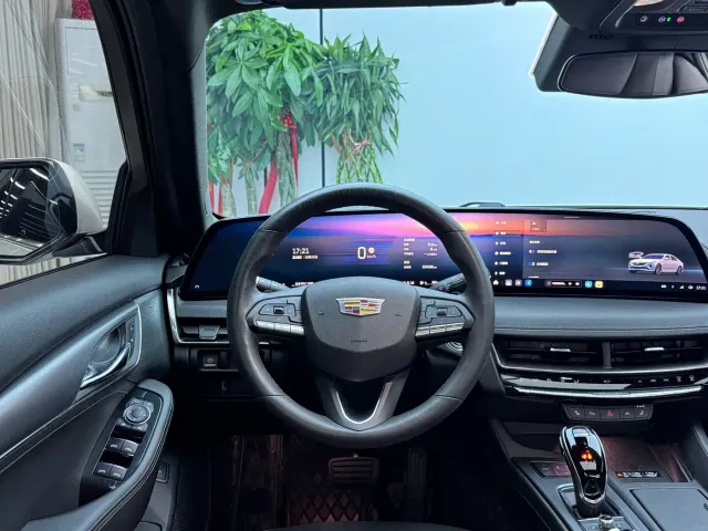 Cadillac CT5 — Фото автомобиля 8