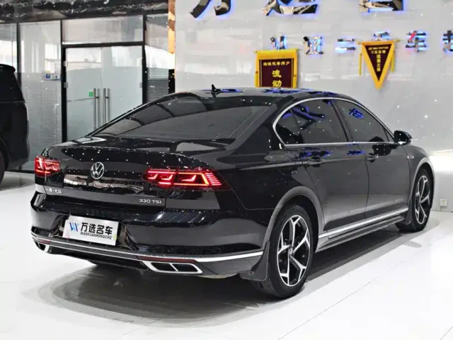 Volkswagen Magotan 2024 2 Million Units Public Sharing Edition 330TSI DSG Luxury — Фото автомобиля 15