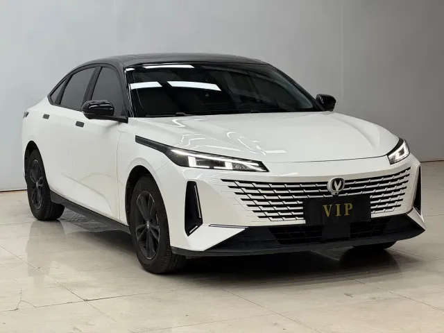 Changan Lamore — Фото автомобиля 3