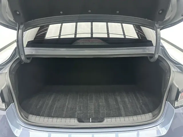 Hyundai Elantra — Фото автомобиля 21