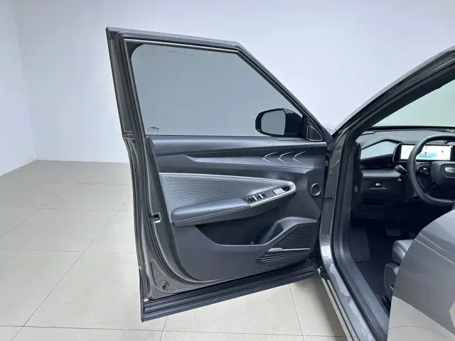 Geely Boyue — Фото автомобиля 4