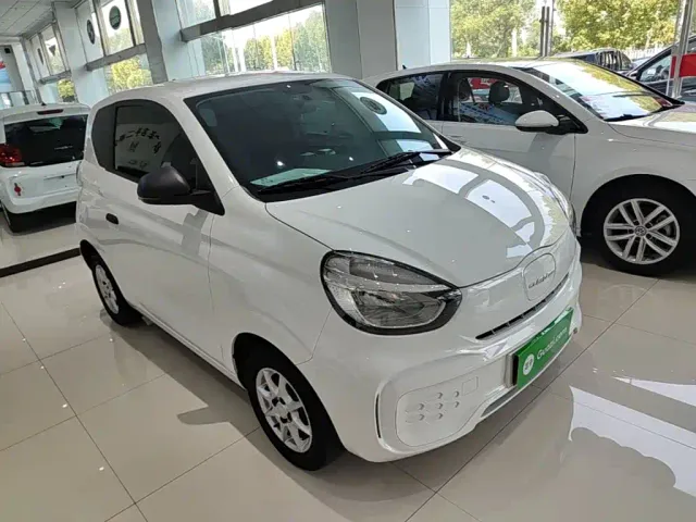Roewe Clever — Фото автомобиля 3