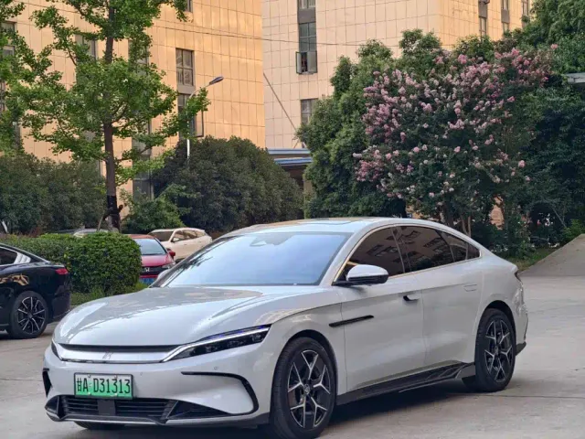 Фотография автомобиля — BYD Han