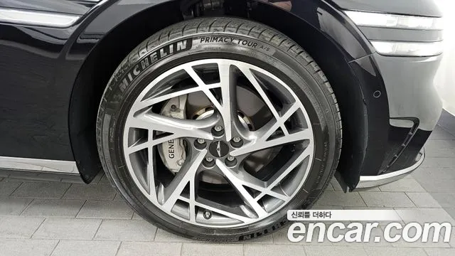 Genesis G90 Бензин 3.5 турбо AWD — Фото автомобиля 20