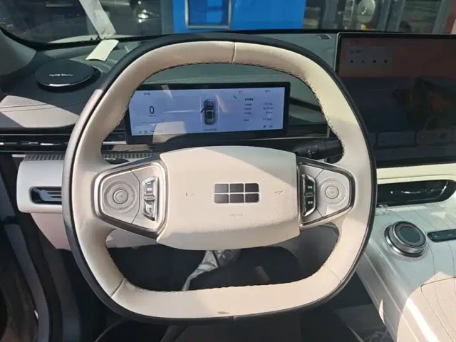 Geely Galaxy E5 — Фото автомобиля 10