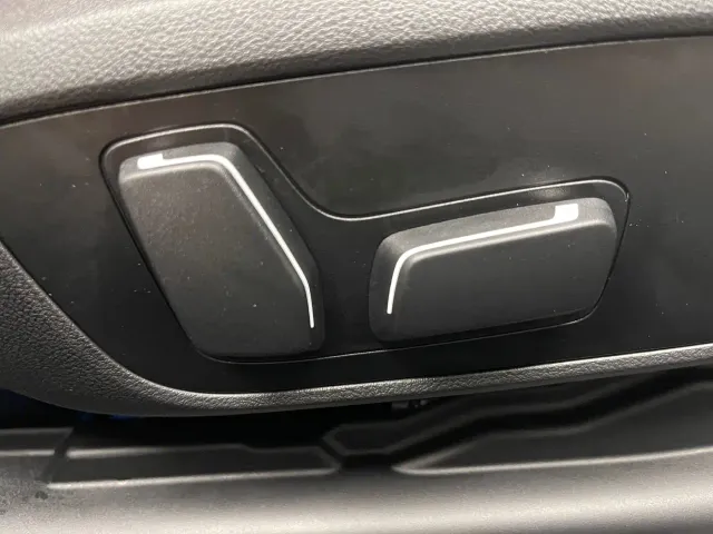 BMW 3 Series — Фото автомобиля 24