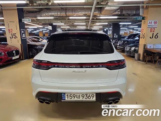 Porsche Macan — Фото автомобиля 5