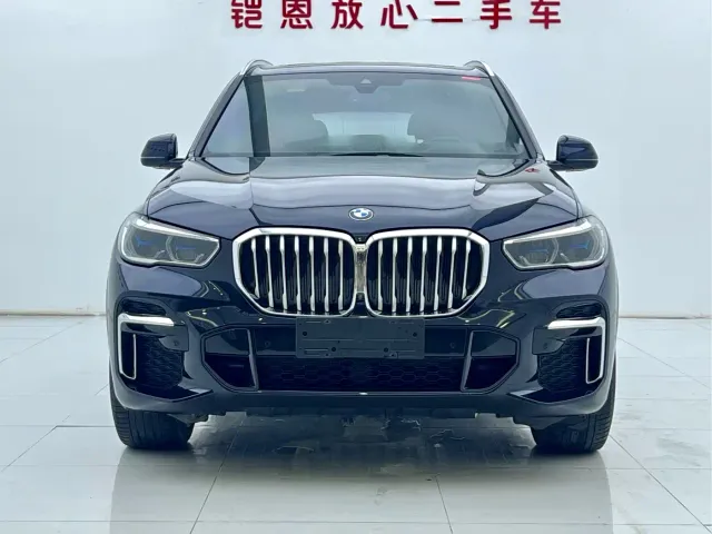 BMW X5 — Фото автомобиля 2